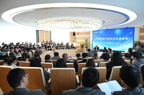 �����廪�����߽�6165cc��ɳ��վ�����Ϊ6165cc��ɳ��վѧ�Ӵ���֪ʶʢ��