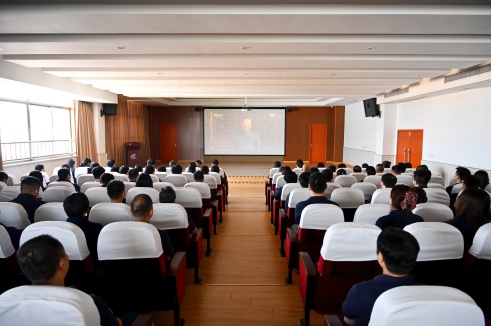 ��ʷΪ���س��� ���·ܽ����³̡���6165cc��ɳ��վ�ɷ���֯Ա������ԢĿ��սʤ��80�����ı�ʽ